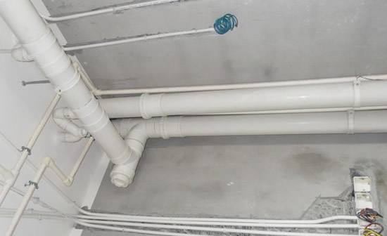 卫生间下水管安装注意什么