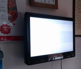 液晶电视开机白屏图解—液晶电视开机白屏怎么办