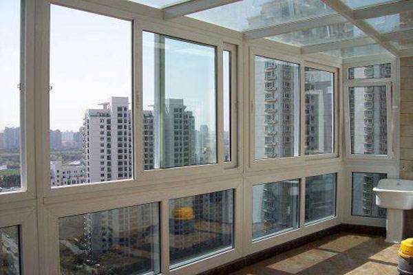 铝合金门窗有特点，该如何选择？