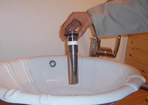 面盆下水管安装步骤及材质选择