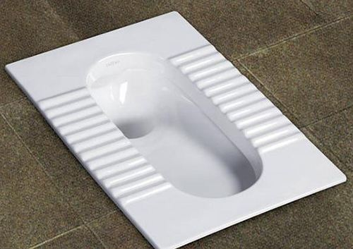 卫生间装修蹲便器安装尺寸是多少？