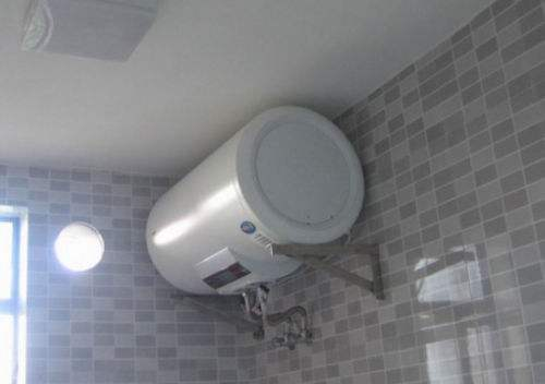落地式电热水器安装方法
